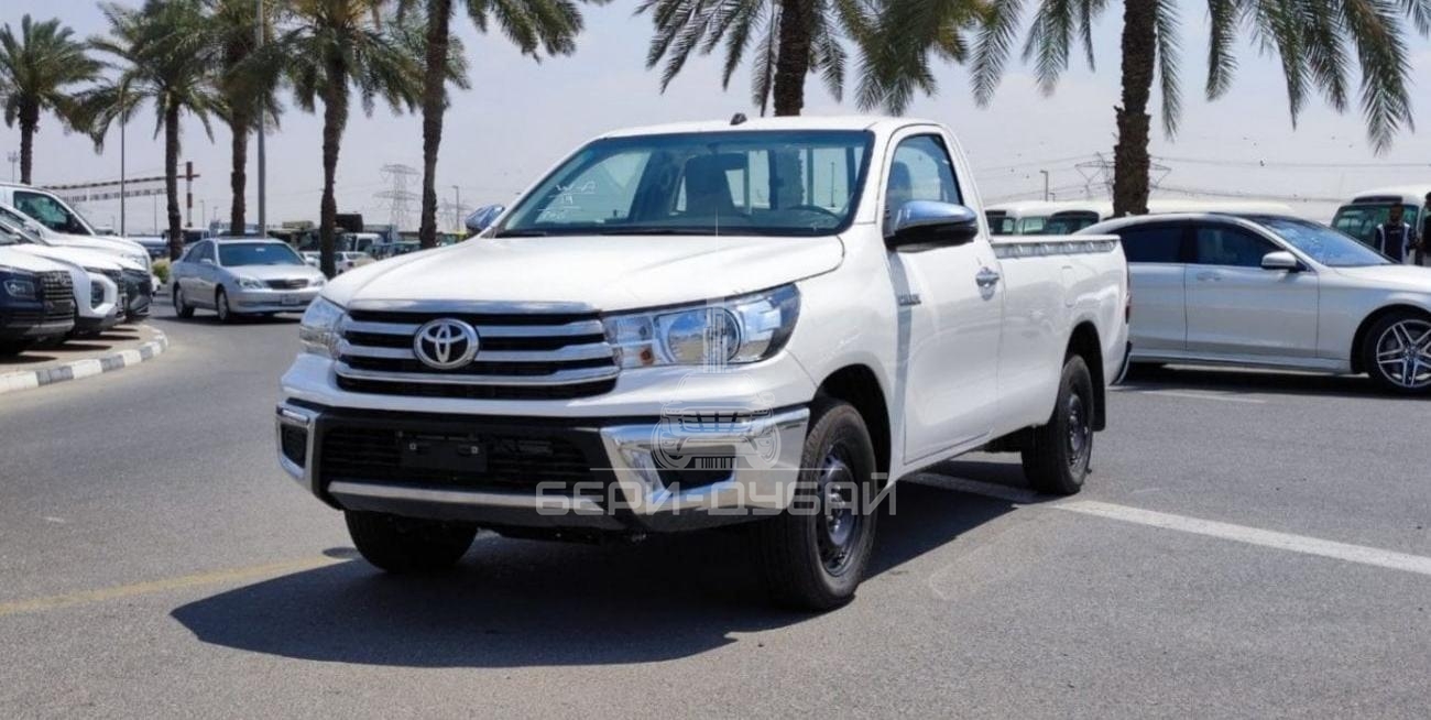 Toyota Hilux Deckless Hilux Single cabin 2.4L Diesel, RWD, 2022, white color