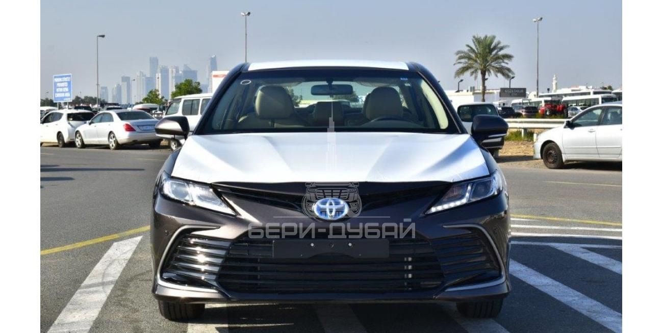 Toyota Camry Hybrid LE 2.5L FWD Automatic — Euro 4