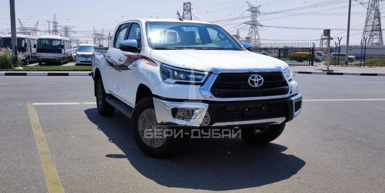 Toyota Hilux T- Hilux 2.7L Petrol 4×4 2023, white (Export only)