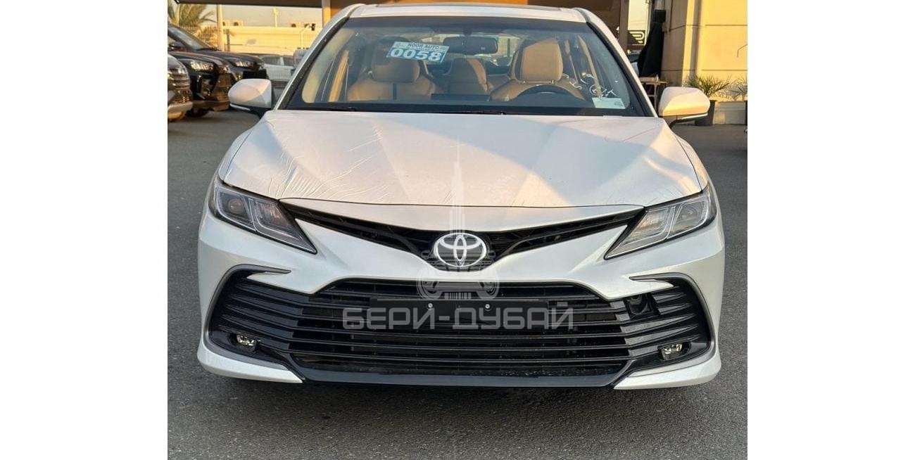 Toyota Camry Camry GLE , 2.5 L , power seat , leather seats , sunroof