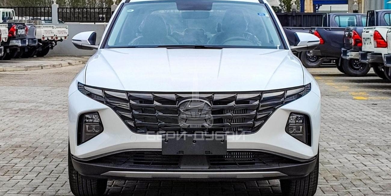 Hyundai Tucson Технические особенности Размеры ДхШхВ (мм) 4670x1865x1690 Колесная база (мм)2755 Объем двигателя (мл