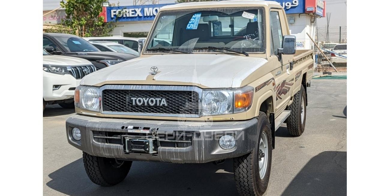 Toyota Land Cruiser Pickup 79 Single Cab DLX V6 4.0L Petrol Manual Transmission